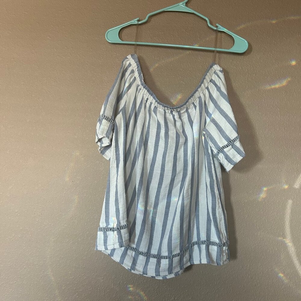 Light Blue and White Off the Shoulder Short Sleeve - Large